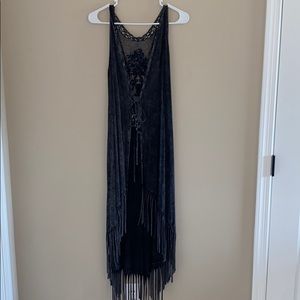 Gray lace fringe Shaw